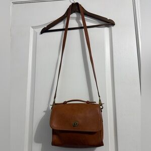 ROOTS Brown Leather Crossbody Bag